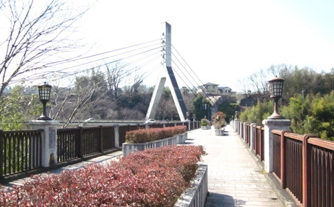 旧秩父橋(あの花の舞台)