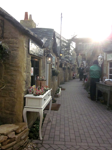 湯布院 FLORAL VILLAGE